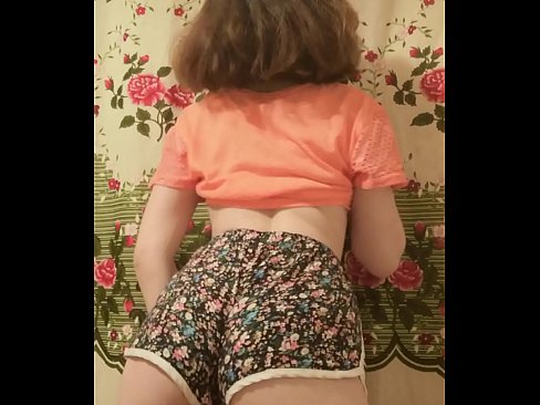 ❤️ Тачаангуй залуу бяцхан хүүхэн камер дээр шорт тайлж байна ❤️ Оросын порно порно дээр mn.befuck-net.ru ❤